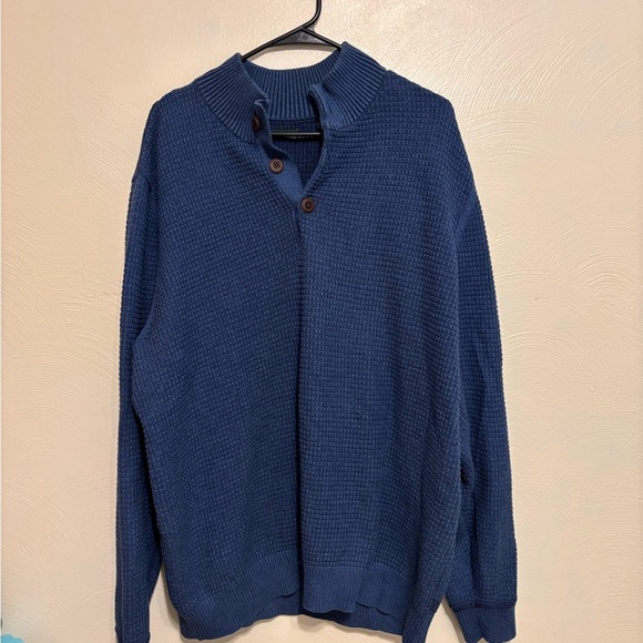 G.H. Bass & Co. Men's Navy Crewneck Sweater - Picture 1 of 8